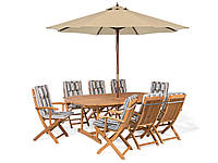 Садовый набор, деревянный стол с зонтом и 8 стульев с подушками из голубого безе MAUI.