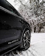 Вінілові наклейки на авто " Quattro " 2х25 см 4 шт