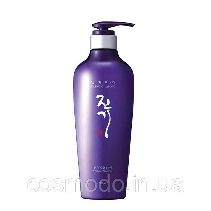 Регенеруючий  шампунь для волосся Daeng Gi Meo Ri Vitalizing Shampoo 500 ml