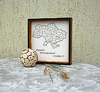 Настольный декор двухсторонний Карта Украины и Герб в деревянной рамке