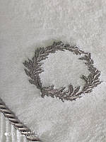 Полотенце махровое люкс 50 на 100 см с серебряной вышивкой SOFT COTTON Турция