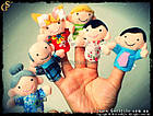 Іграшка "Ляльки на пальці" - "Finger Puppet Family"