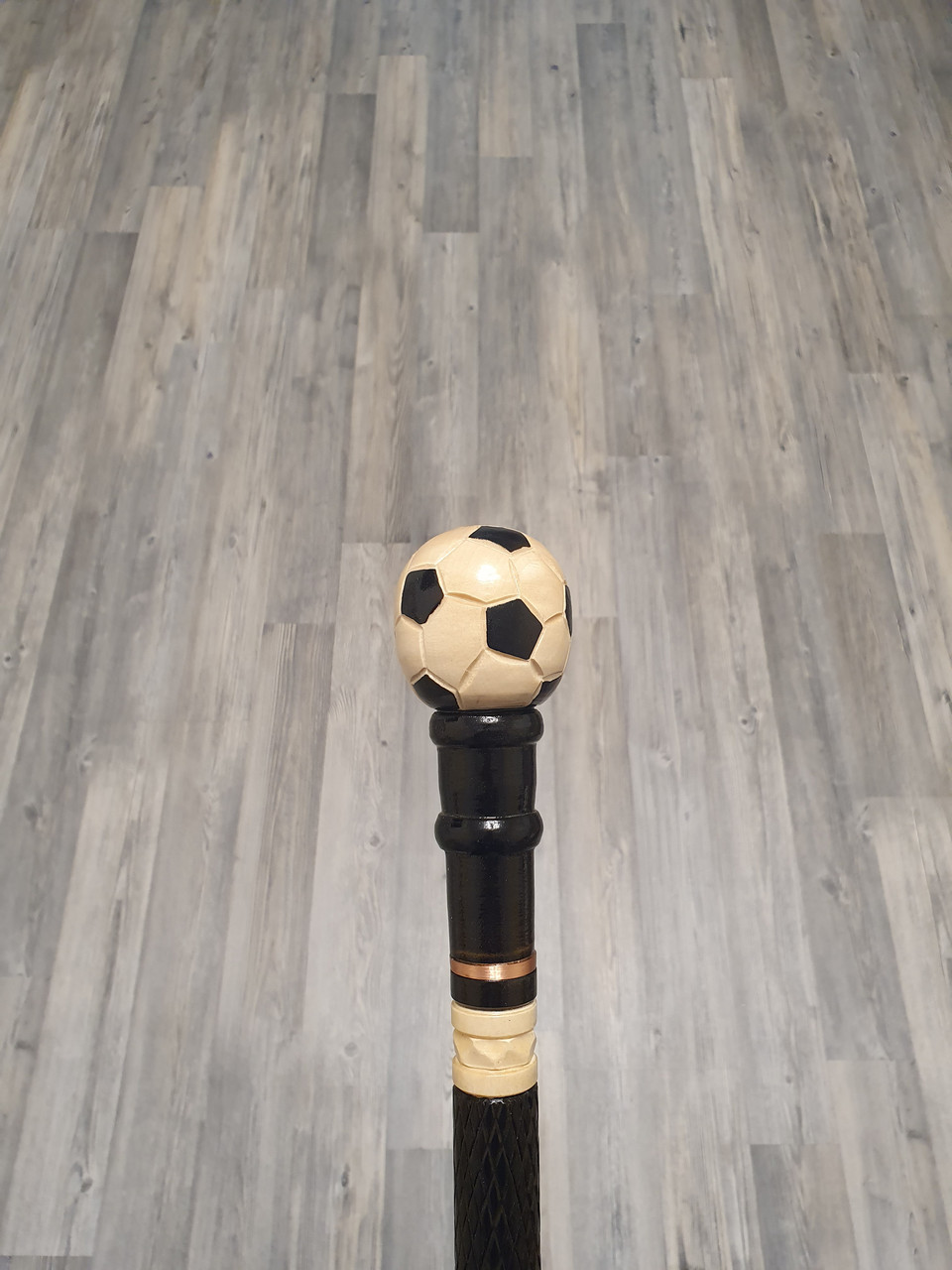 Тростина Футбол, ручної роботи
