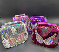 Детская сумочка с клапаном и пайетками 15*18 см принт Крылышки в разных цветах Luna