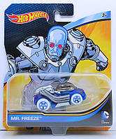 Машинка Hot Wheels - Mr. Freeze - 2016 DC Comics - Character Cars - DMM19. Mattel. Оригинал