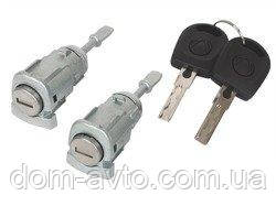 VW Bora 98-05 Вкладиші замків передніх дверей L + P 2 шт. KPL