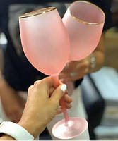 Бокал стеклянный для вина Персия розовый матовый 500 мл с золотым ободком