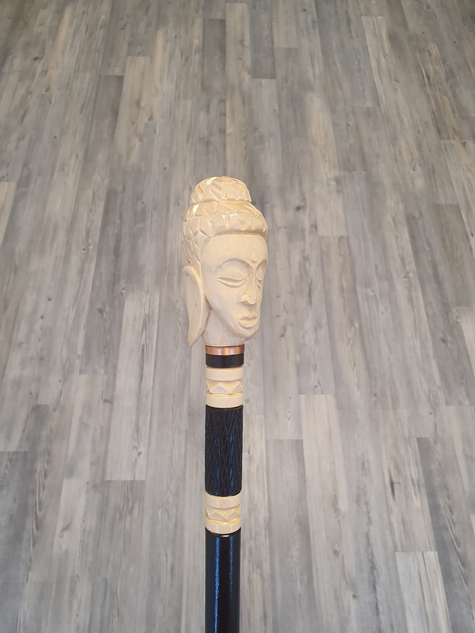 Тростина Будда, ручної роботи