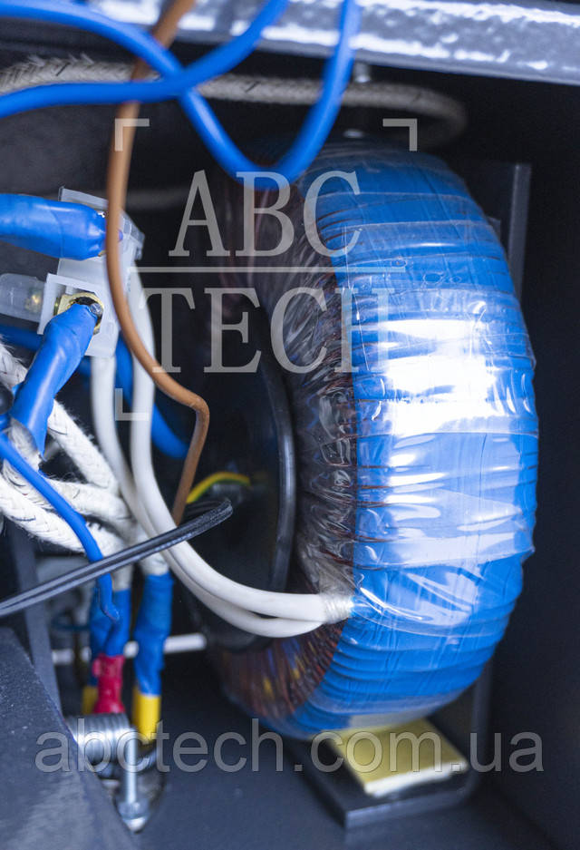 Безпечний і надійний трансформатор ABC Tech 0384_3 