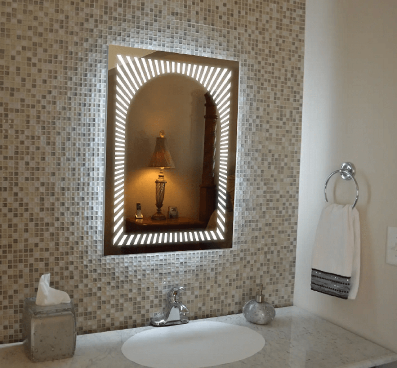 Дзеркало LED (60*80*2,5 см) vz-al-d24