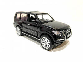 Іграшкова металева машинка Mitsubishi Pajero 4WD Turbo зі світлом і звуком 1:33
