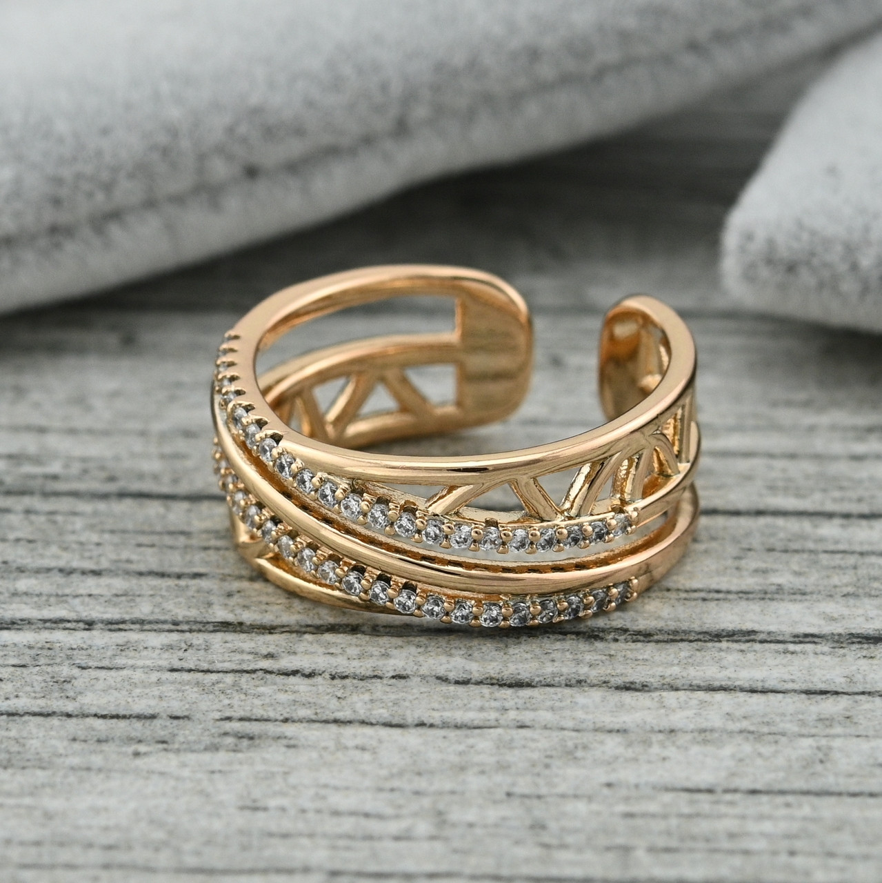 Каблучка Мистецтво Мікеланджело 37113 ширина  8 мм білі фіаніти позолота 18К розмір 16-17, фото 1