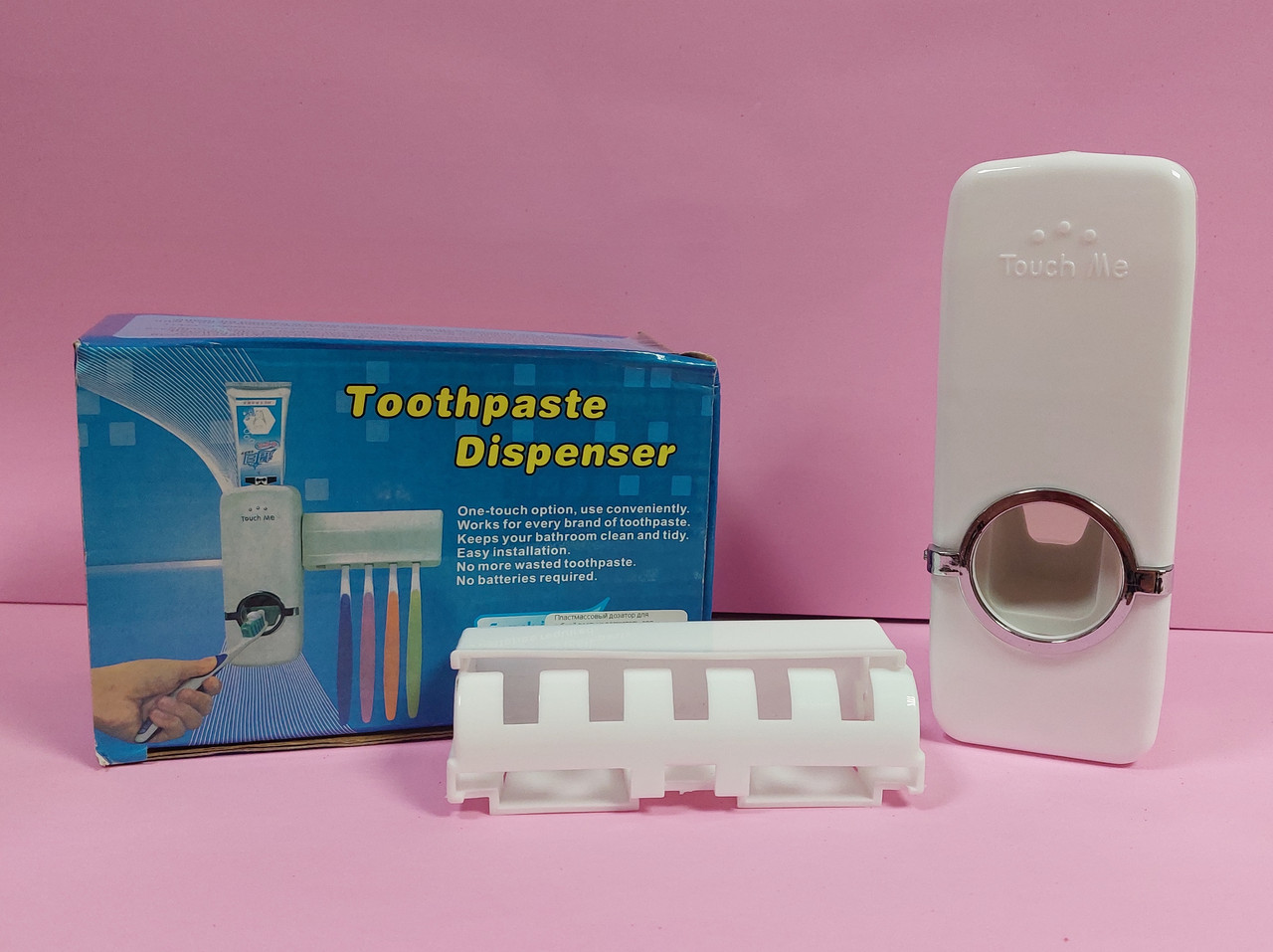 Пластмасовий дозатор для зубної пасти і держак для зубної щітки