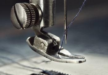 Як заправити нитку в стару швейну машину Janome Як заправити нитку в стару швейну машину Janome