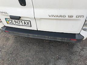 Накладка на задній бампер DDU (ABS) Renault Trafic 2001-2015 рр. AUC Накладки на задній бампер Рено Трафік
