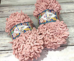 Нитки в'язальні Alize Puffy fine. 100 г. 14.5 м. Колір — пудра 161