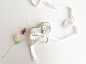 Тасьма з помпонами 5мм біла, метражем