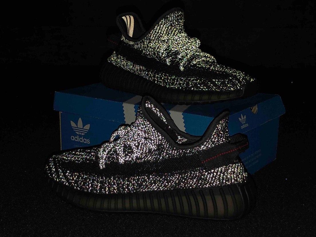 Купить Мужские кроссовки Адидас Yeezy 350 Triple Black черного ...