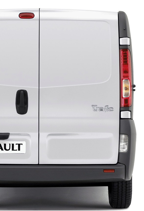 Двері задні права RENAULT TRAFIC 00-14 (РЕНО ТРАФІК)