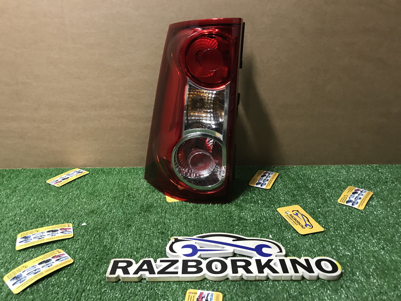 Ліхтар задній лівий Renault Logan MCV Рено Логан (2009-2012) Оригінал 8200864612, фото 1