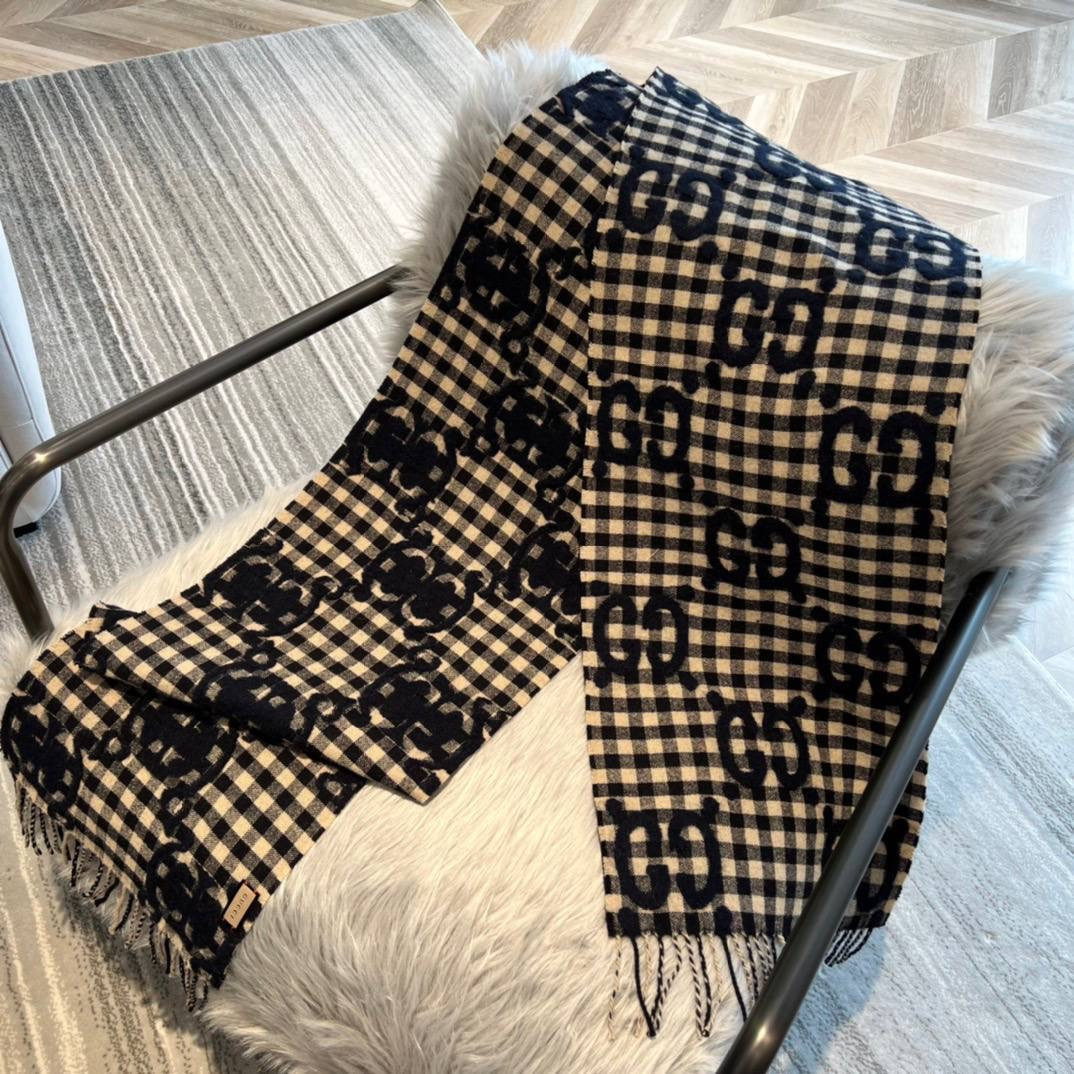 Чоловічий шарф