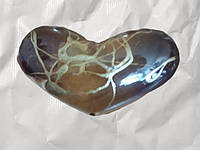 Заколки для платка "Сердце", светло-оливкового цвета с золотым узорам