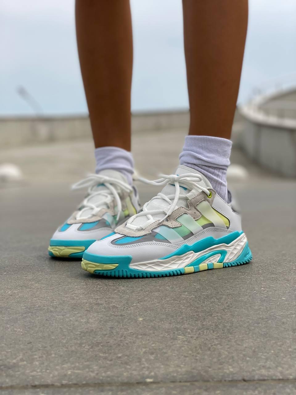 Модні кросівки Adidas Niteball жіночі. Класні жіночі кроси Адідас Нітболл.