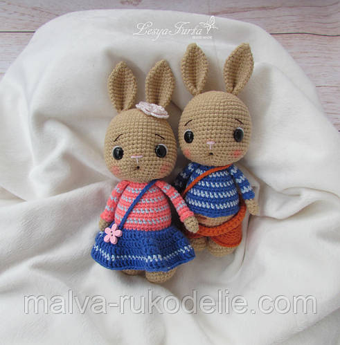 М'які в'язані іграшки ручної роботи "Зайчики (Мальчик і дівчинка ...