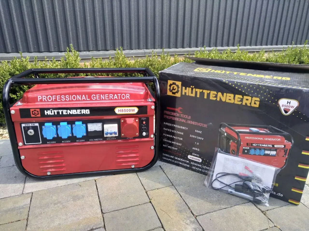 Трехфазний бензиновий генератор Huttenberg 4,5 кВт (по 1,5 кВт на розетку 220 V), обмотка мідна