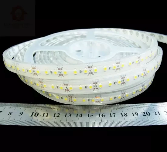Світлодіодна стрічка RISHANG, smd2835, 12V, 120 led/m, 8.6W, 835Lm, IP67, 2700K, RN32C0TA-B (9360), фото 1