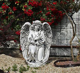 Садова фігура Ангел із серцем 76х60х60 см   ССП00007 Серый