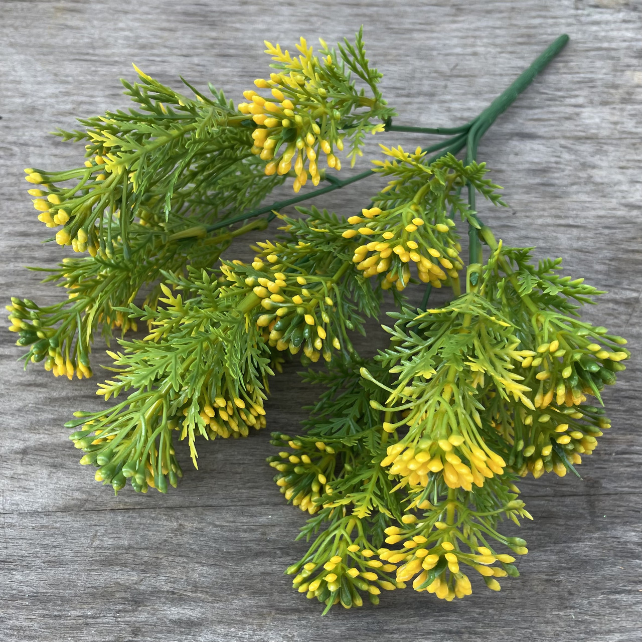 Штучна зелень букет пластикової туї з жовтий ягоди, фото 1