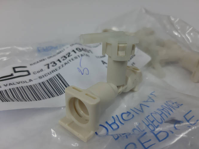 Купить Обратный клапан 7313219401 кофемашины De'Longhi, цена 262.50 грн ...