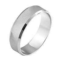 Обручальное кольцо серебряное с легким диагональным узором