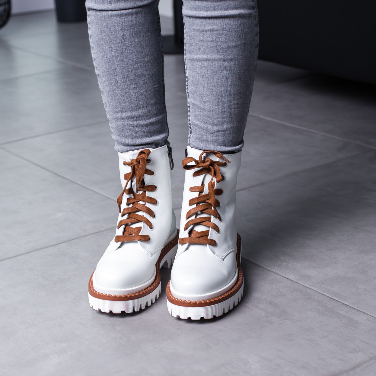 Черевики жіночі Fashion Chrisley 3467 36 розмір 23,5 см Білий код ID 4260756