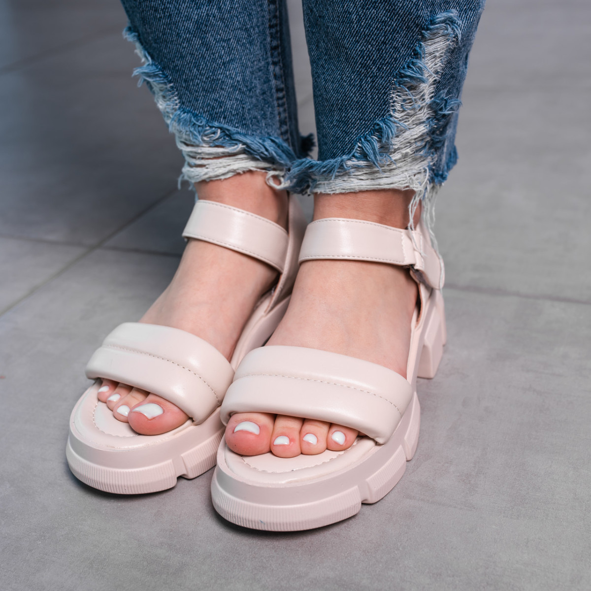 Жіночі сандалі Fashion Tubby 3635 37 розмір 24 см Бежевий код ID 4323750