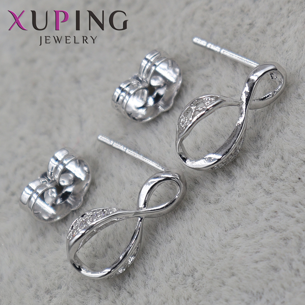 Серьги пуссеты гвоздики серебристого цвета размер 13х6 мм фирма Xuping Jewelry восьмёрочки с узорами