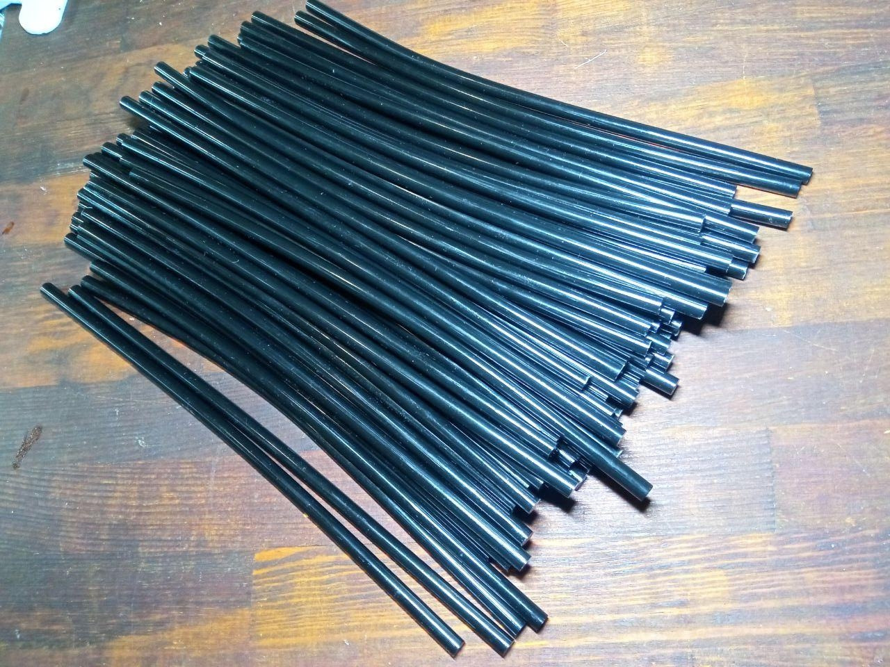 Комплект клейових стрижнів 7 мм, 1 кг термоклей силіконовий чорний
