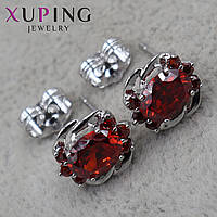 Серьги пуссеты гвоздики серебристого цвета размер 10х10 мм фирма Xuping Jewelry с рубиновыми камушками