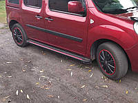 Боковые пороги Maya Red (2 шт., алюминий) Короткая база для Renault Kangoo 2008-2020 гг