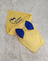 Дитячий конверт-плед плюш із вишивкою демі/зима "Я люблю Україну" жовтий