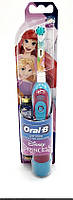 Oral-B Электрическая зубная щетка детская DB4.510 Extra Soft (принцессы)