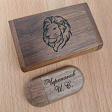 Дерев'яна флешка з гравіюванням Горіх форми Овал на 32Gb (3.0) в скриньці