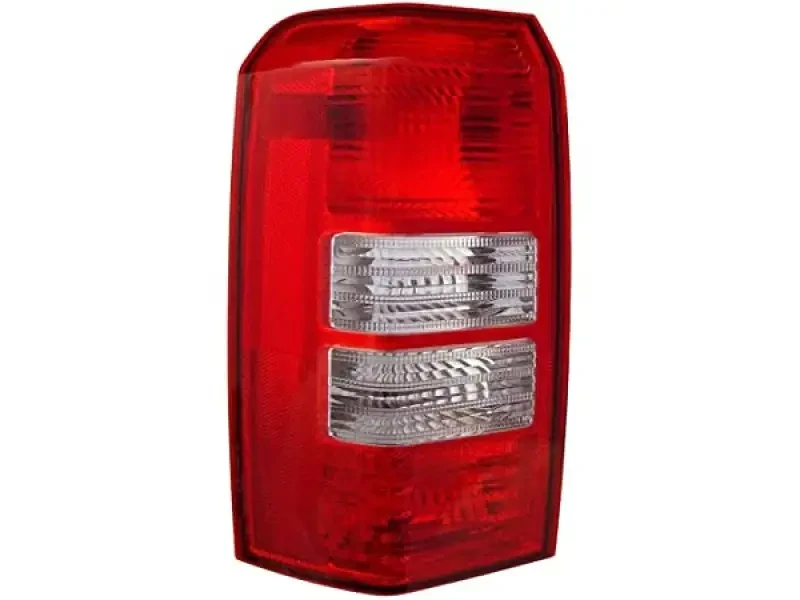 Ліхтар лівий Jeep Patriot 08-11 (Китай) без патронів
