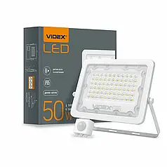 LED прожектор Videx F2e 50W 5000К з датчиком руху та освітленості VL-F2e505W-S