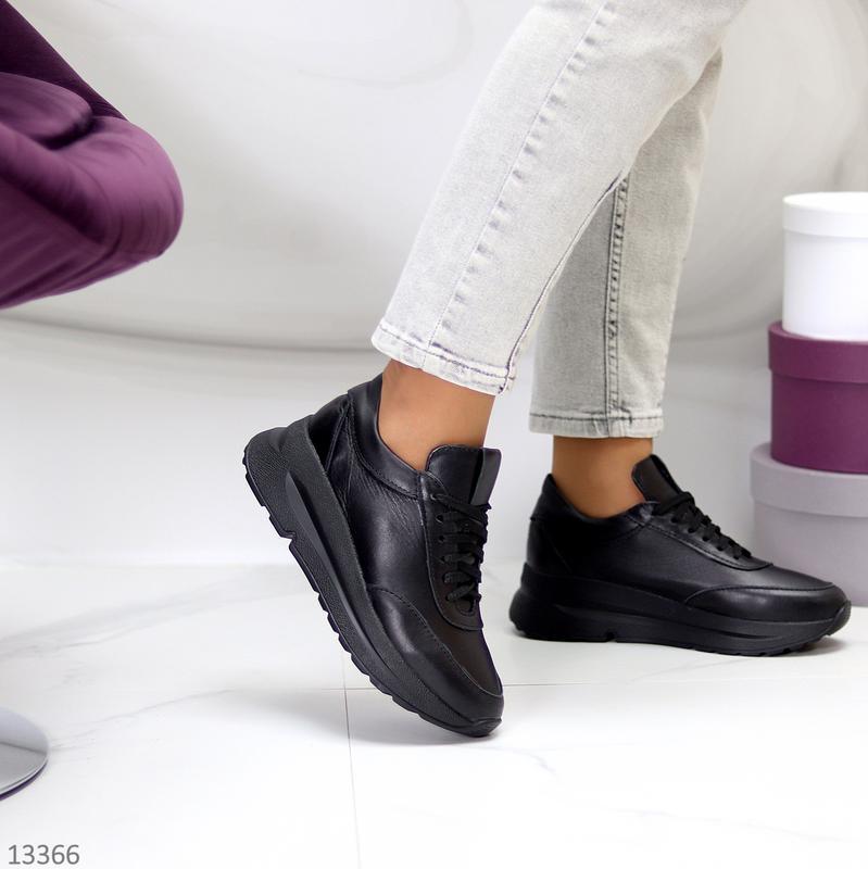 Базовые черные кожаные женские кроссовки натуральная кожа в ассортименте - фото 2 - id-p1671448452