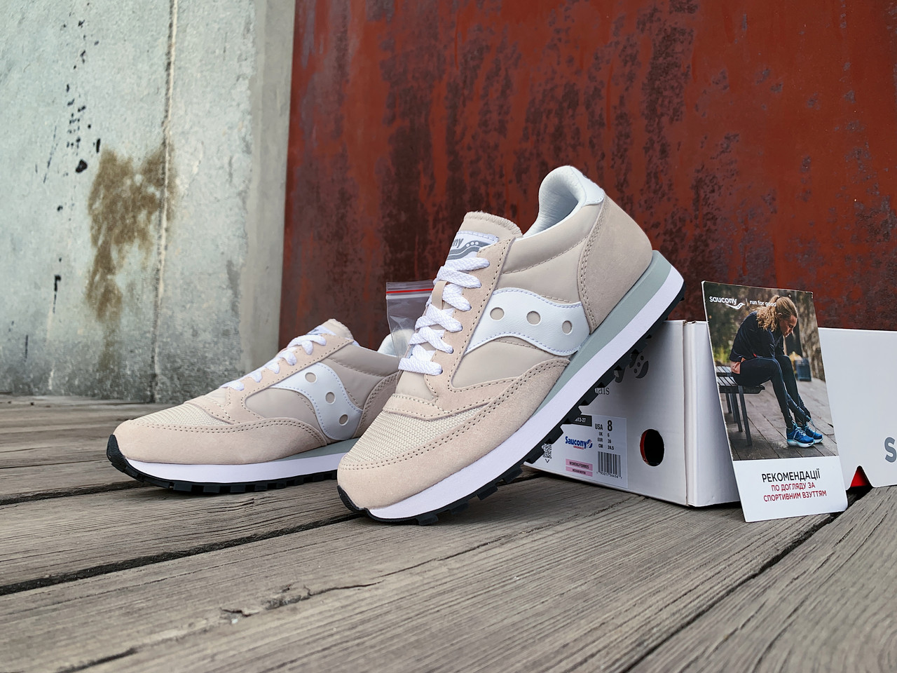 Pink and clearance white 27s