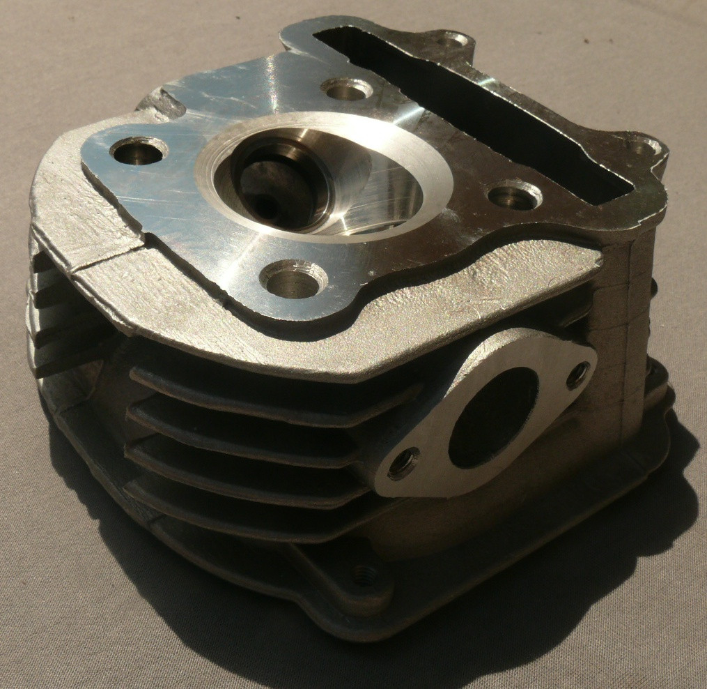 Головка циліндра гола GY6-125/150