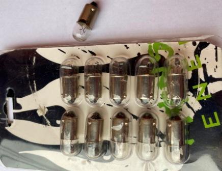 Лампа панелі приладів Т-8,5 12V4W з цоколем 10 шт. у пакованні