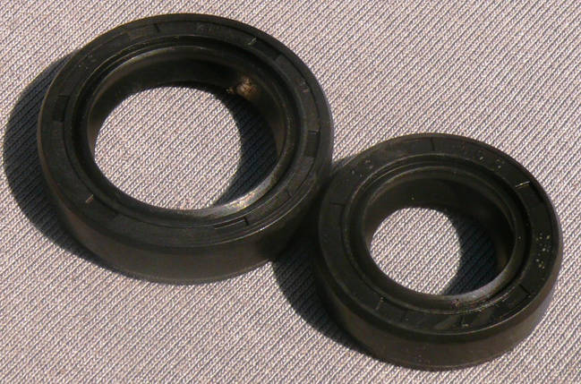 Сальники  коленвала DIO   20*31*7    15.5*25.5*7, фото 1